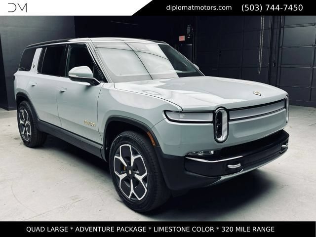 Used 2024 Rivian R1S Adventure AWD/4WD image 8