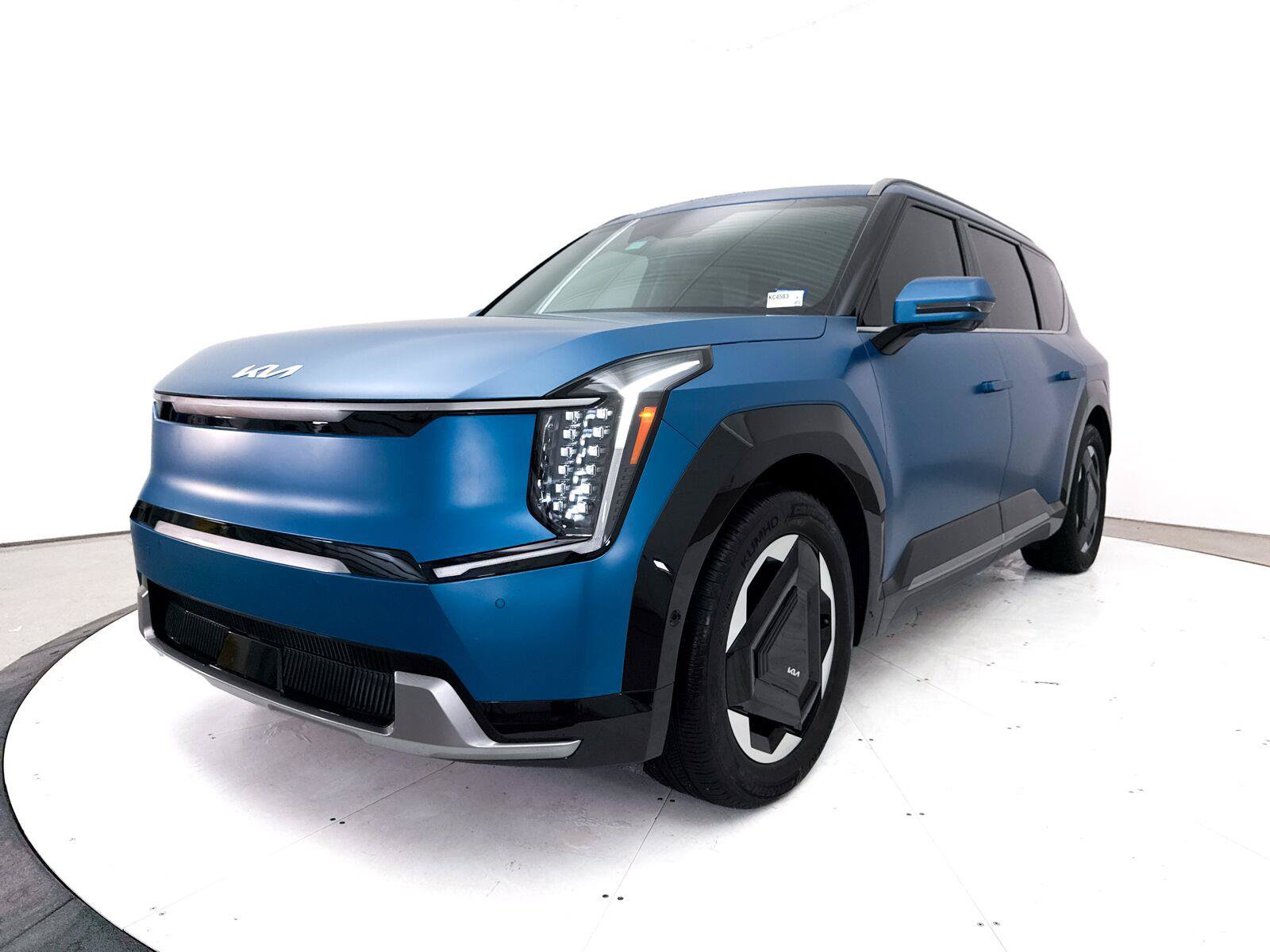 Used 2024 Kia EV9 Land AWD/4WD image 17