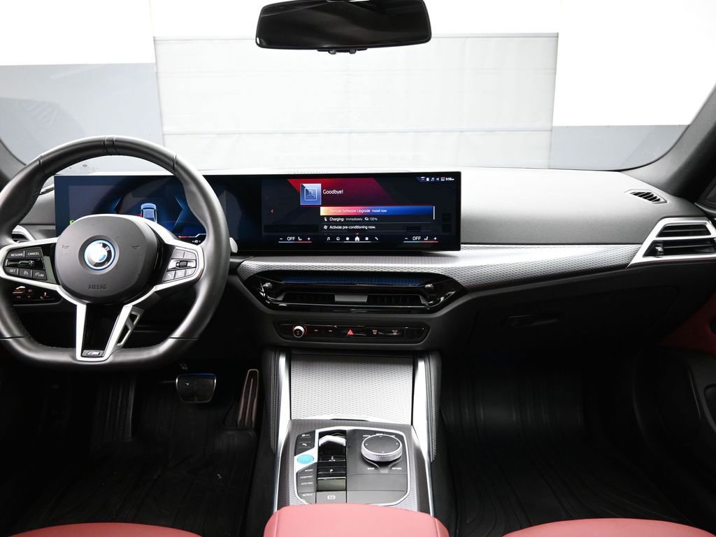 Used 2025 BMW i4 eDrive40 w/ M Sport Package image 22