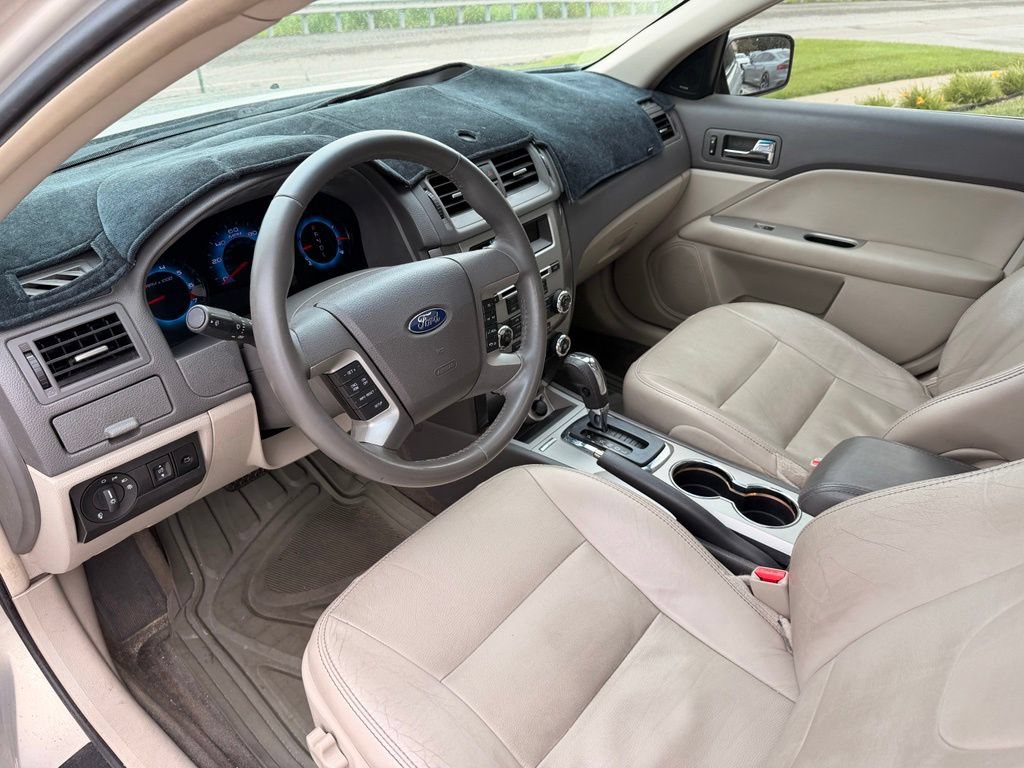Used 2010 Ford Fusion SEL FWD image 29