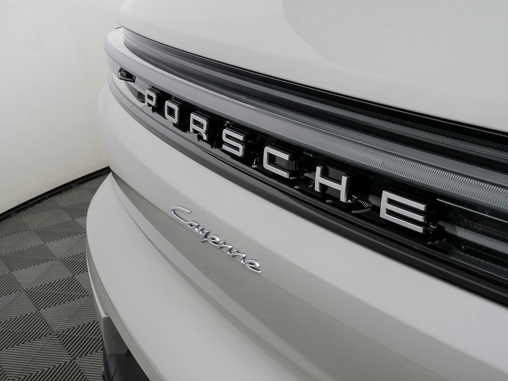 New 2026 Porsche Cayenne image 38
