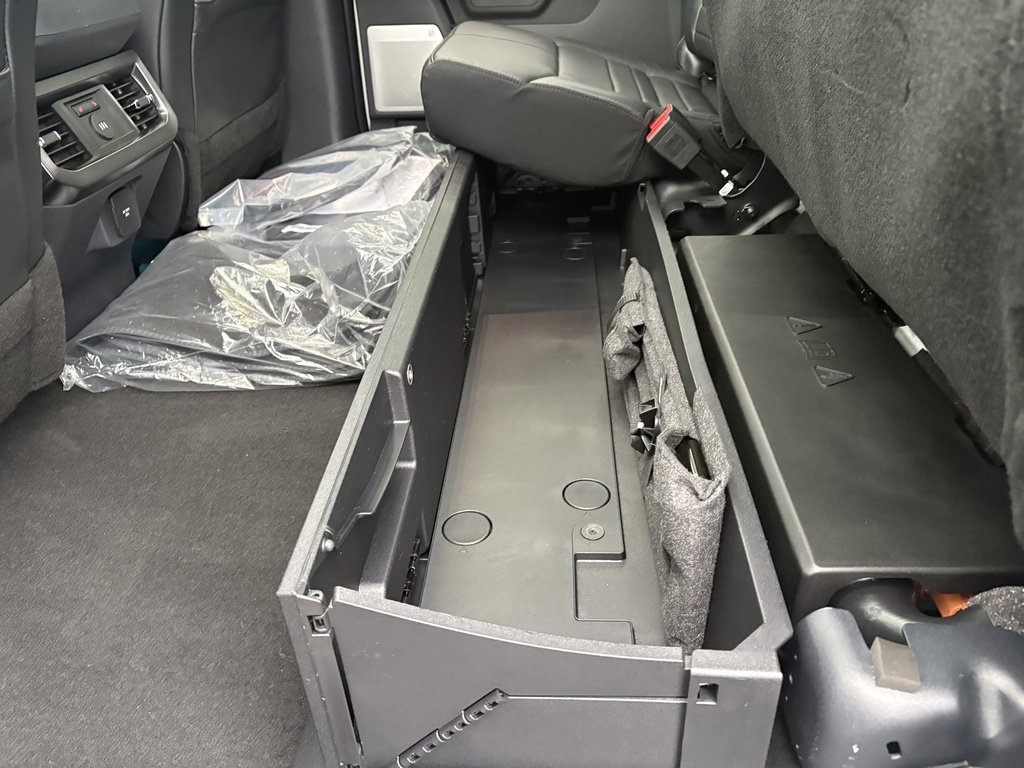 New 2026 Ford F450 Platinum w/ FX4 Off-Road Package image 43