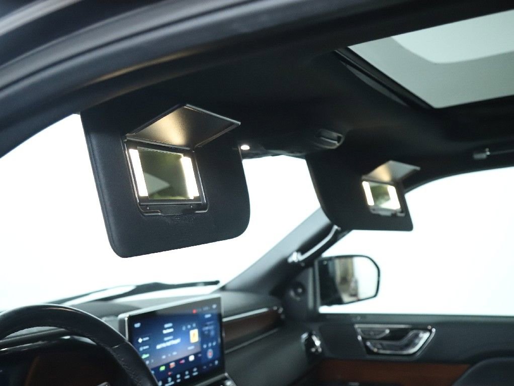 Used 2022 Lincoln Navigator Reserve image 21