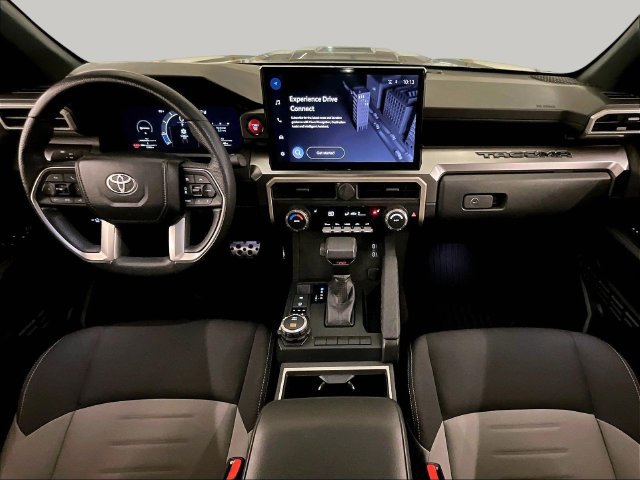 Used 2025 Toyota Tacoma TRD Sport AWD/4WD image 14