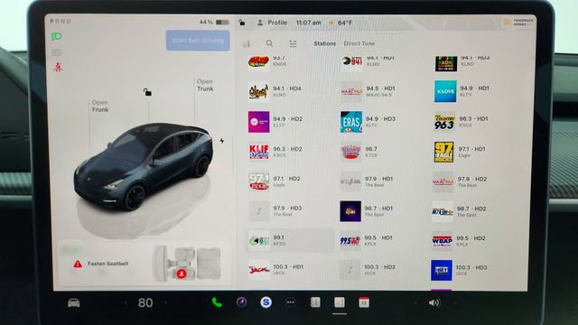 Used 2025 Tesla Model Y Performance image 48