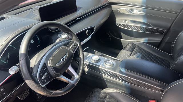 Used 2024 Genesis GV70 3.5T Sport w/ Sport Prestige Package AWD/4WD image 2