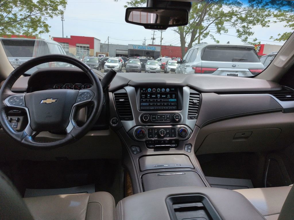 Used 2017 Chevrolet Tahoe Premier AWD/4WD image 12