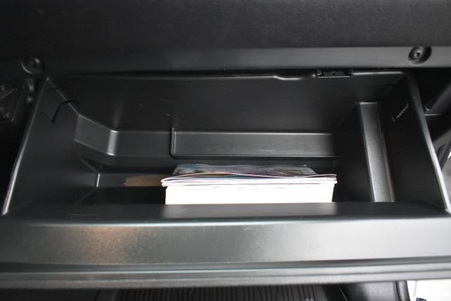 Used 2022 Ford Explorer XLT w/ Equipment Group 202A image 46