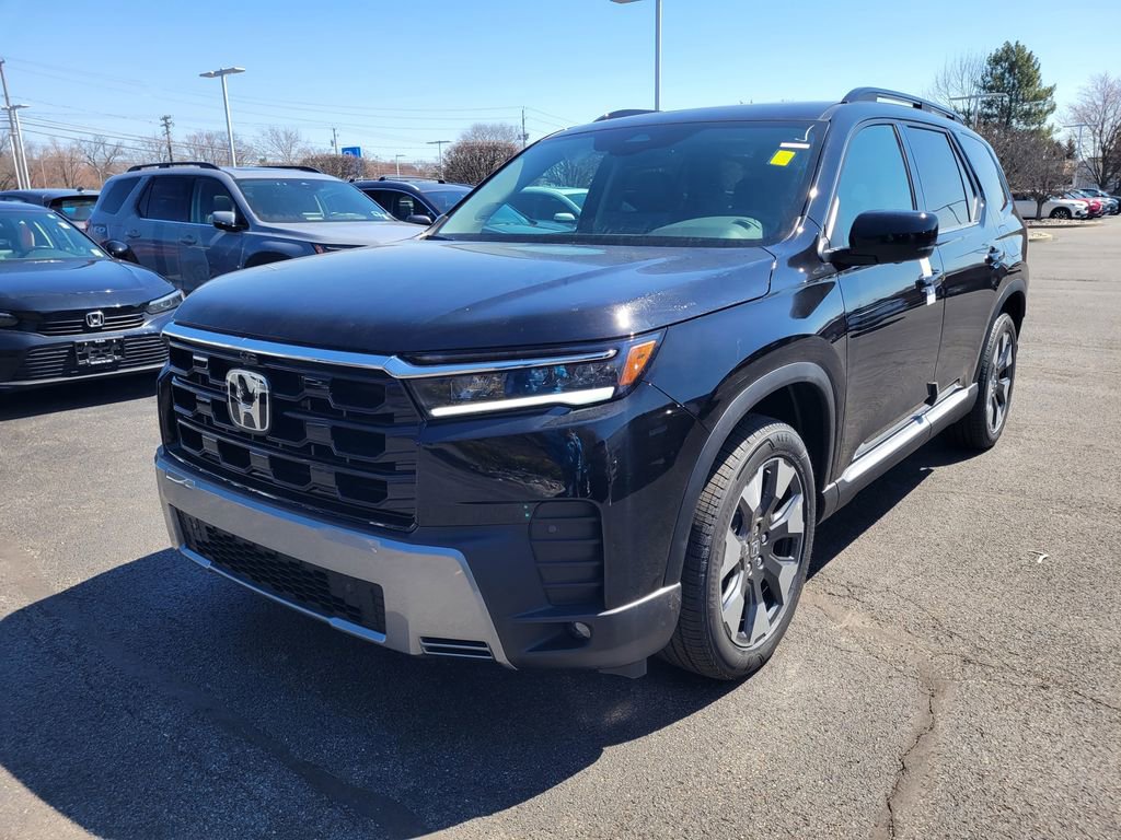 New 2026 Honda Pilot Touring image 10