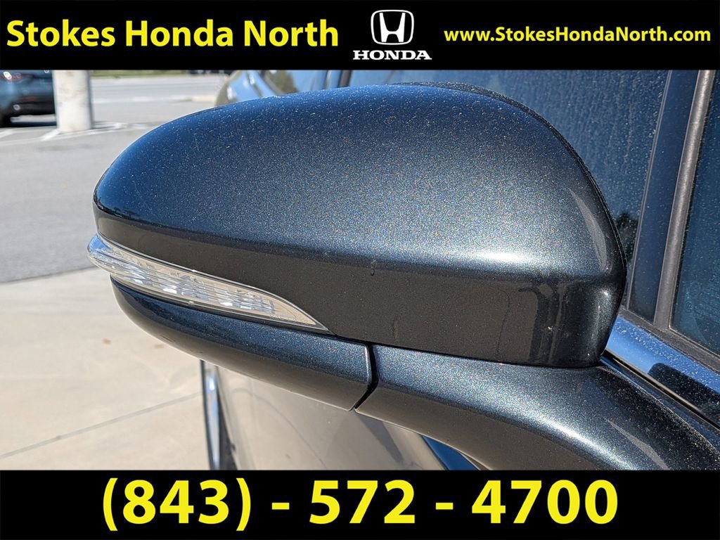 Used 2016 Ford Fusion SE image 11