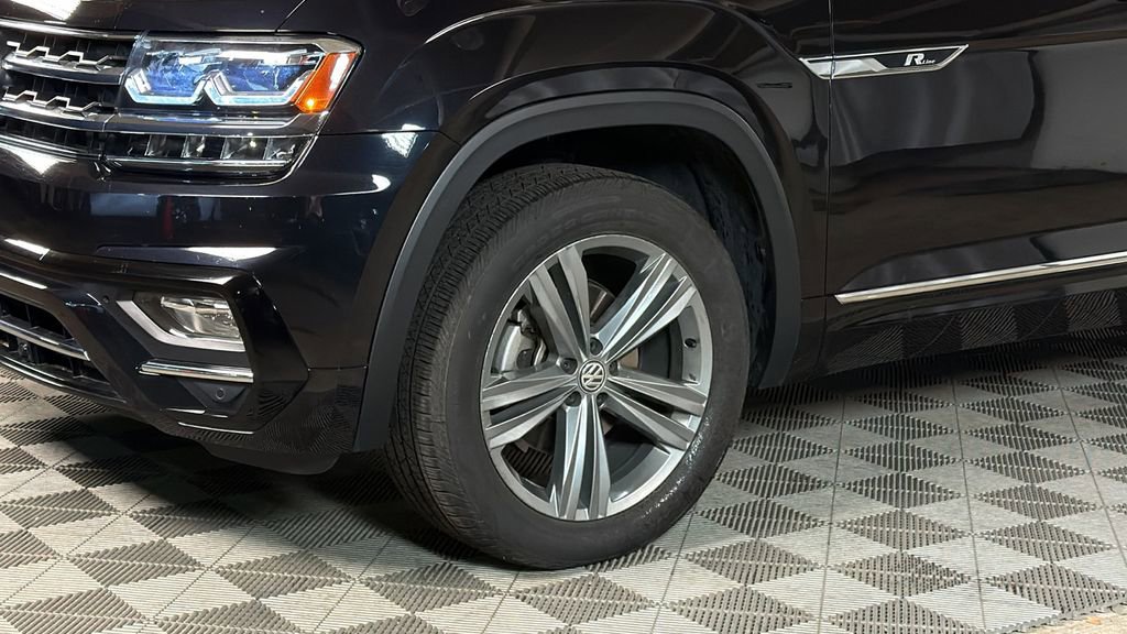 Used 2019 Volkswagen Atlas SEL R-Line image 4