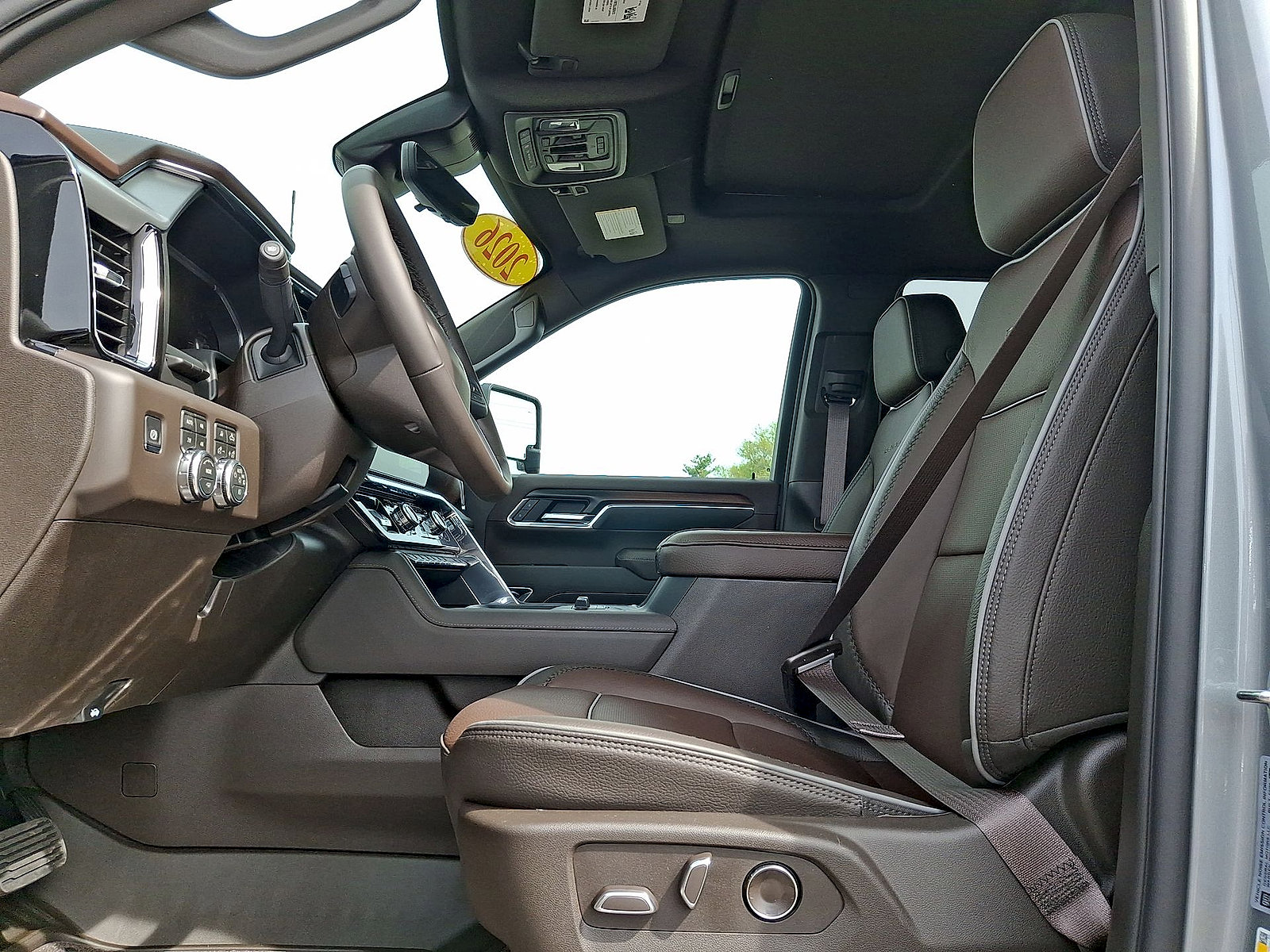 New 2026 GMC Sierra 3500 Denali w/ Denali Reserve Package AWD/4WD image 14