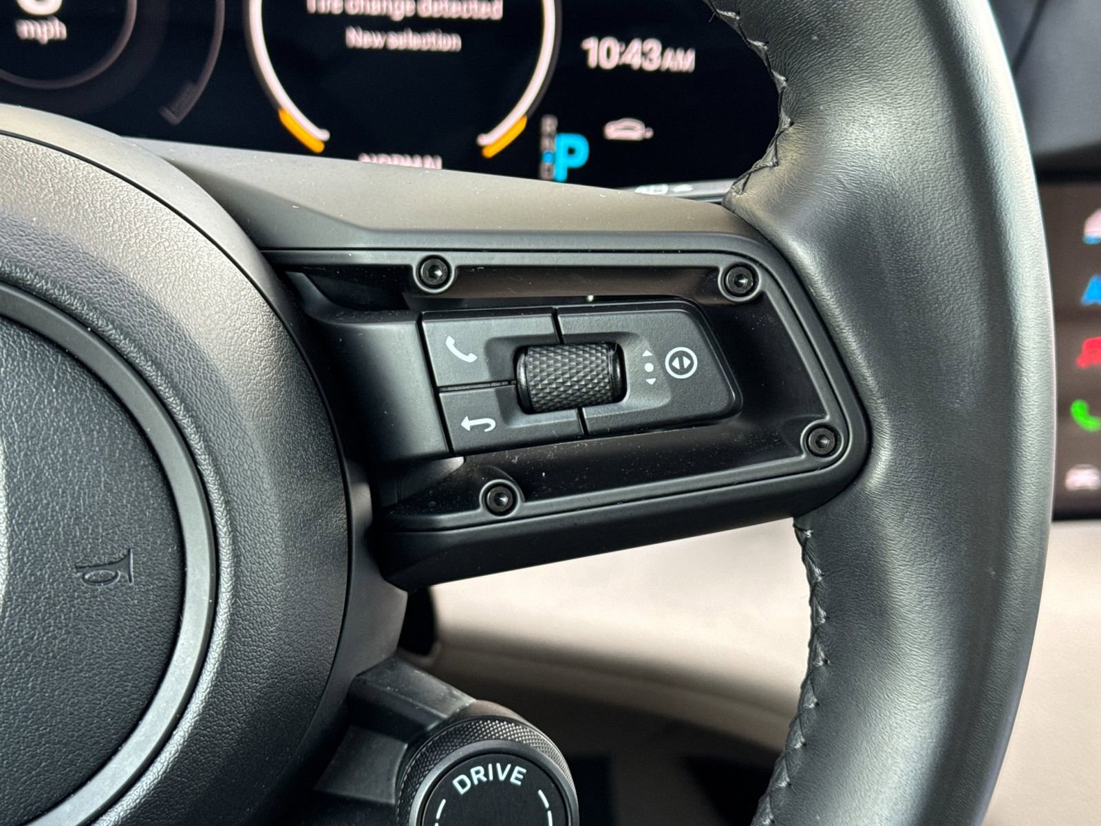 Certified 2022 Porsche Taycan 4 Cross Turismo image 30