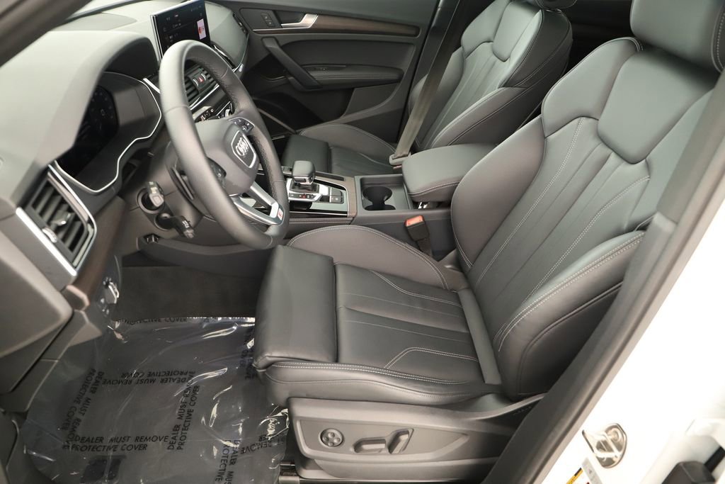 Certified 2025 Audi Q5 e Premium Plus w/ Premium Plus Package image 24