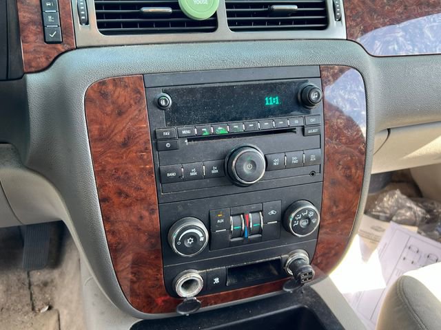 Used 2007 Chevrolet Suburban LT image 29