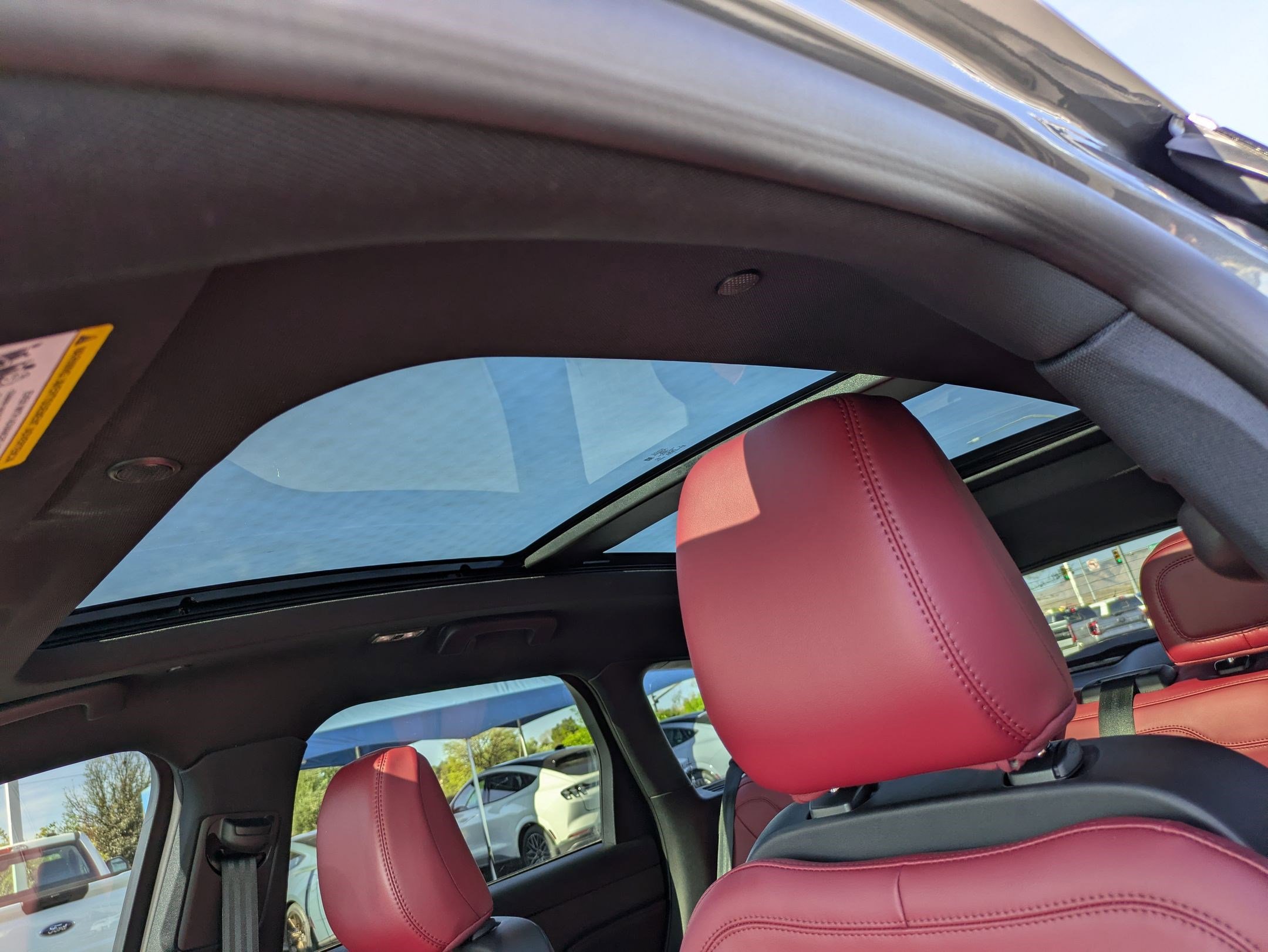 Used 2025 Lincoln Corsair Grand Touring w/ Equipment Group 302A image 16