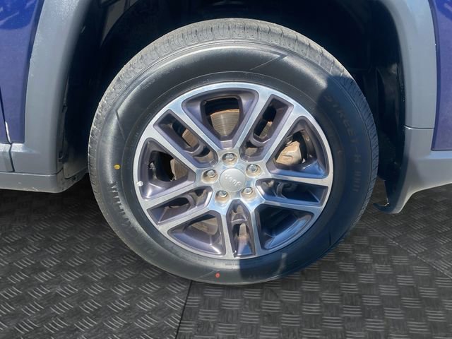 Used 2018 Jeep Compass Latitude w/ Popular Equipment Group image 38