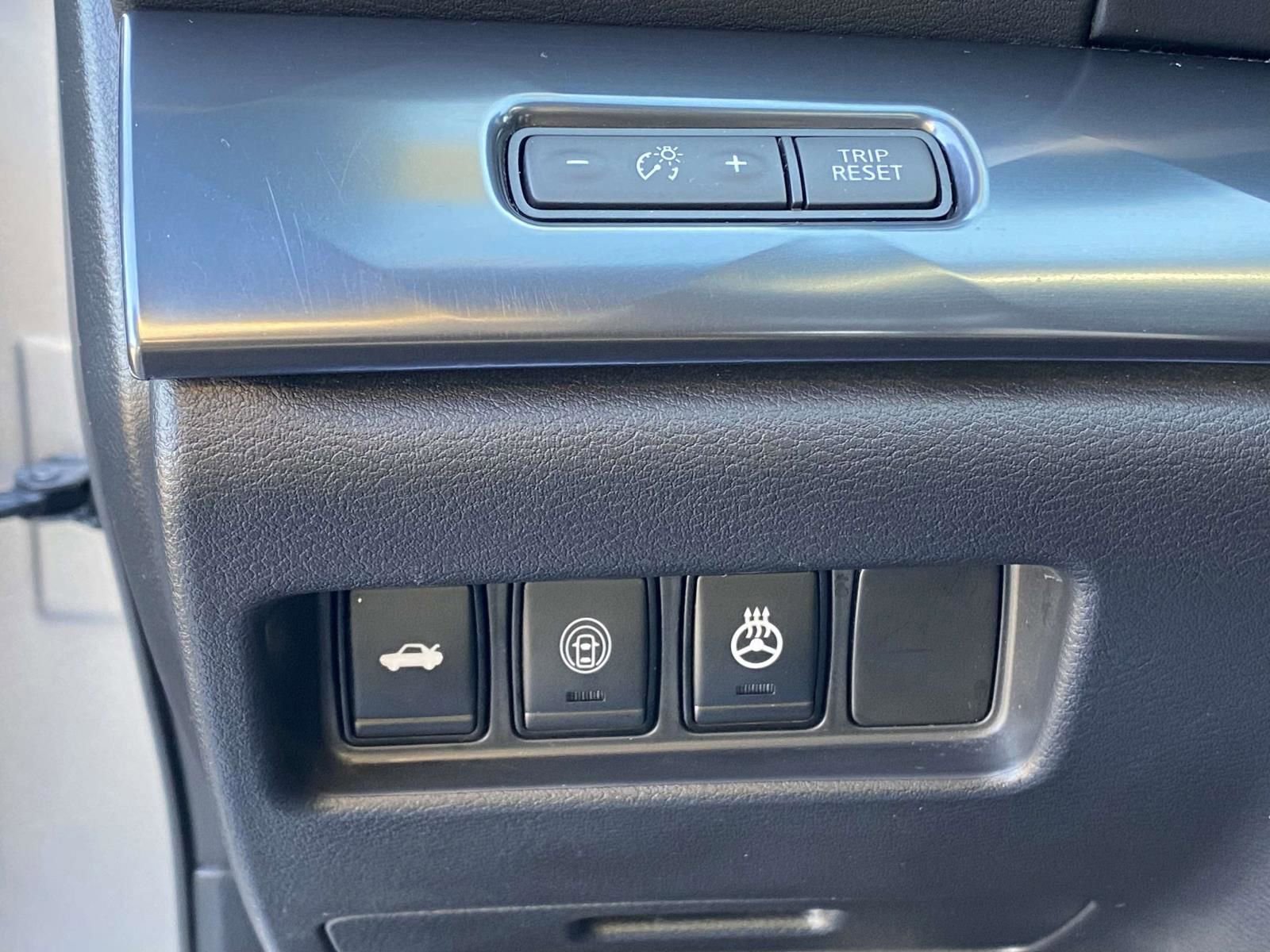 Used 2022 Nissan Maxima SR w/ Sport Mat Group image 19