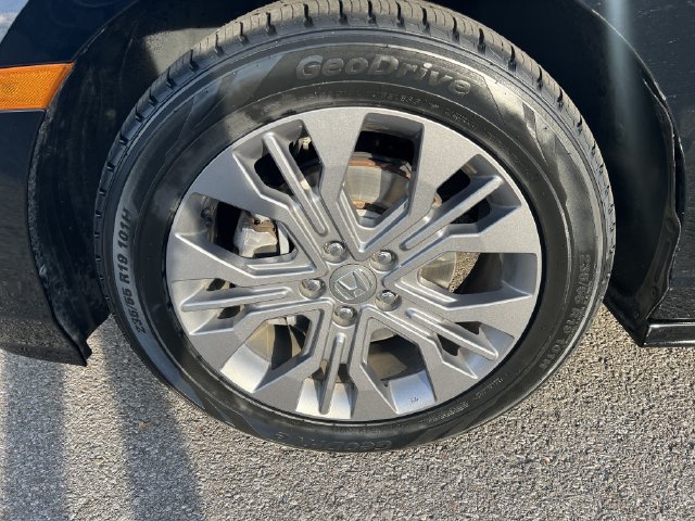 Used 2025 Honda Odyssey Touring image 37