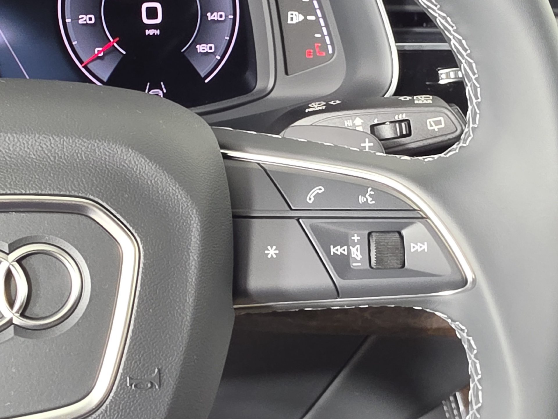 New 2027 Audi Q8 Premium Plus AWD/4WD image 16