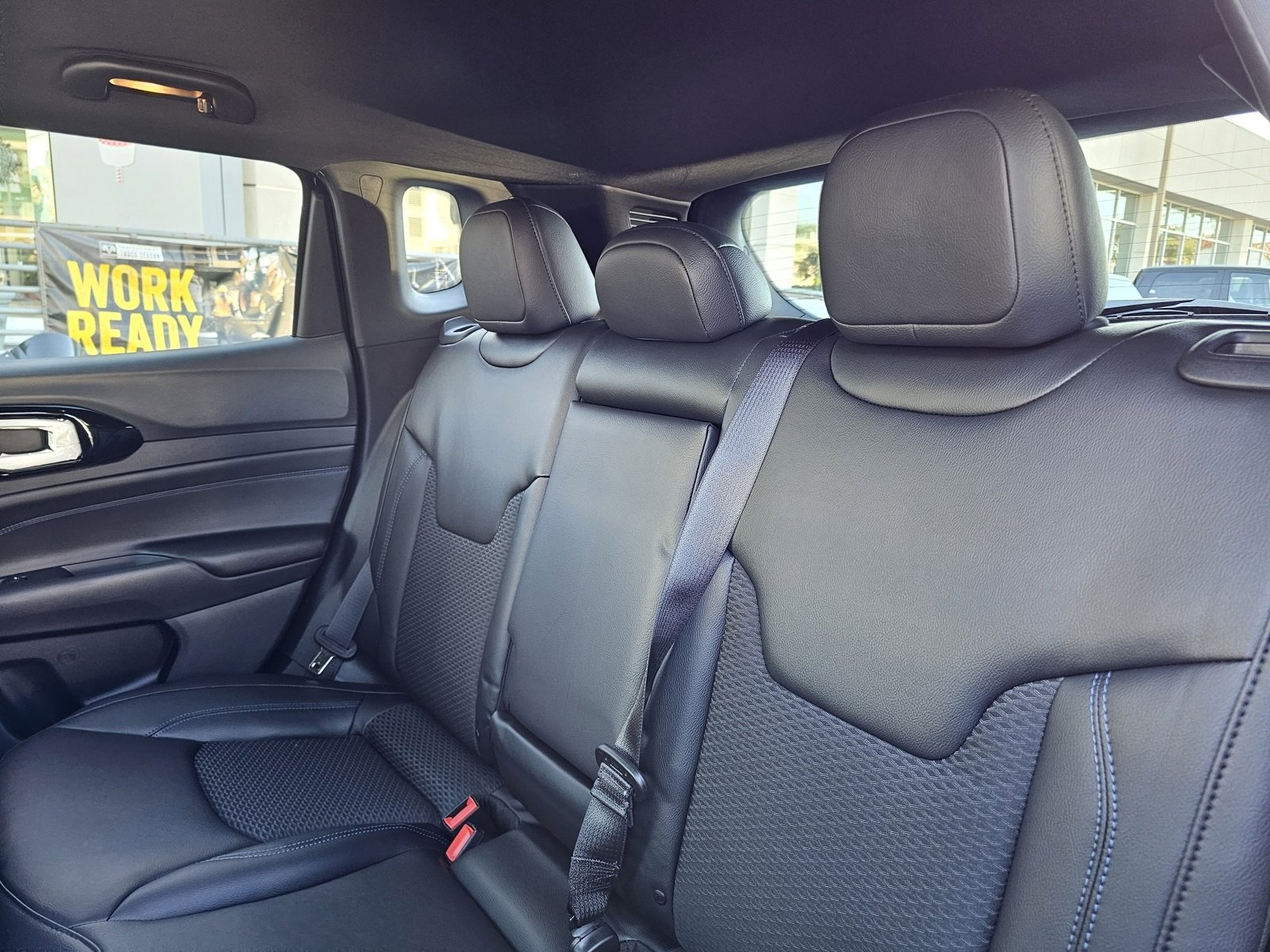 New 2026 Jeep Compass Latitude image 24