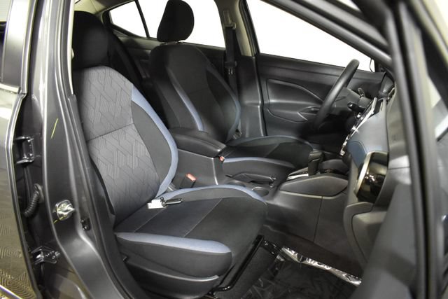 Used 2025 Nissan Versa SV w/ Trunk Package FWD image 30