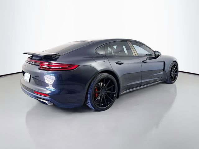 Used 2018 Porsche Panamera 4 image 5