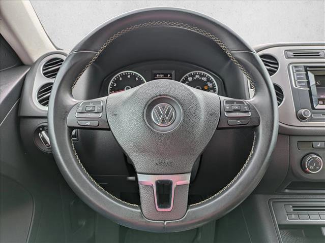 Used 2016 Volkswagen Tiguan S FWD image 9