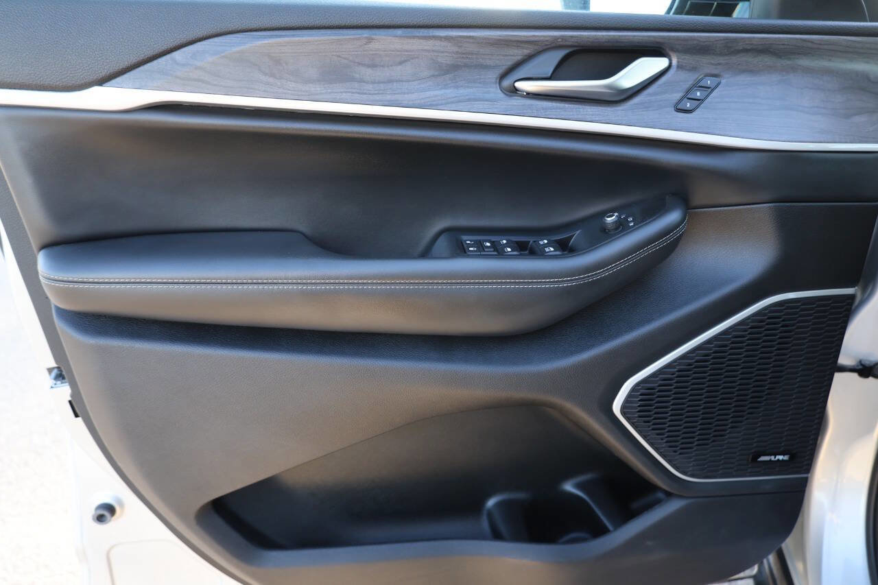 Used 2021 Jeep Grand Cherokee L Limited image 12