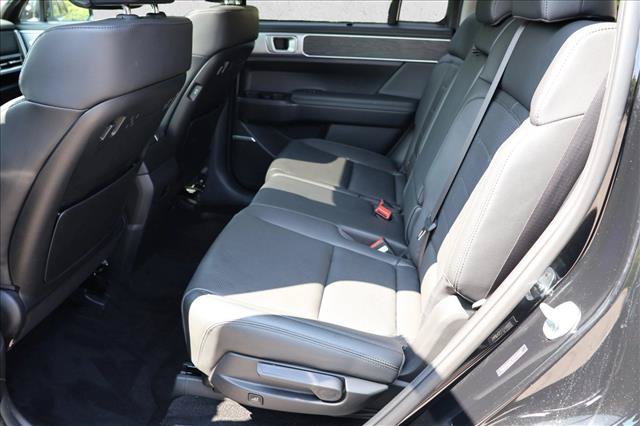 Certified 2026 Hyundai Santa Fe Limited AWD/4WD image 23