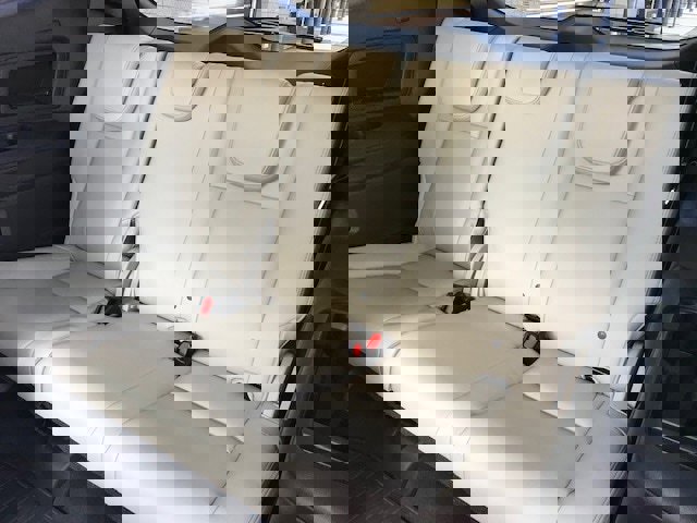 Certified 2025 Subaru Ascent Limited w/ Popular Package #2 image 8