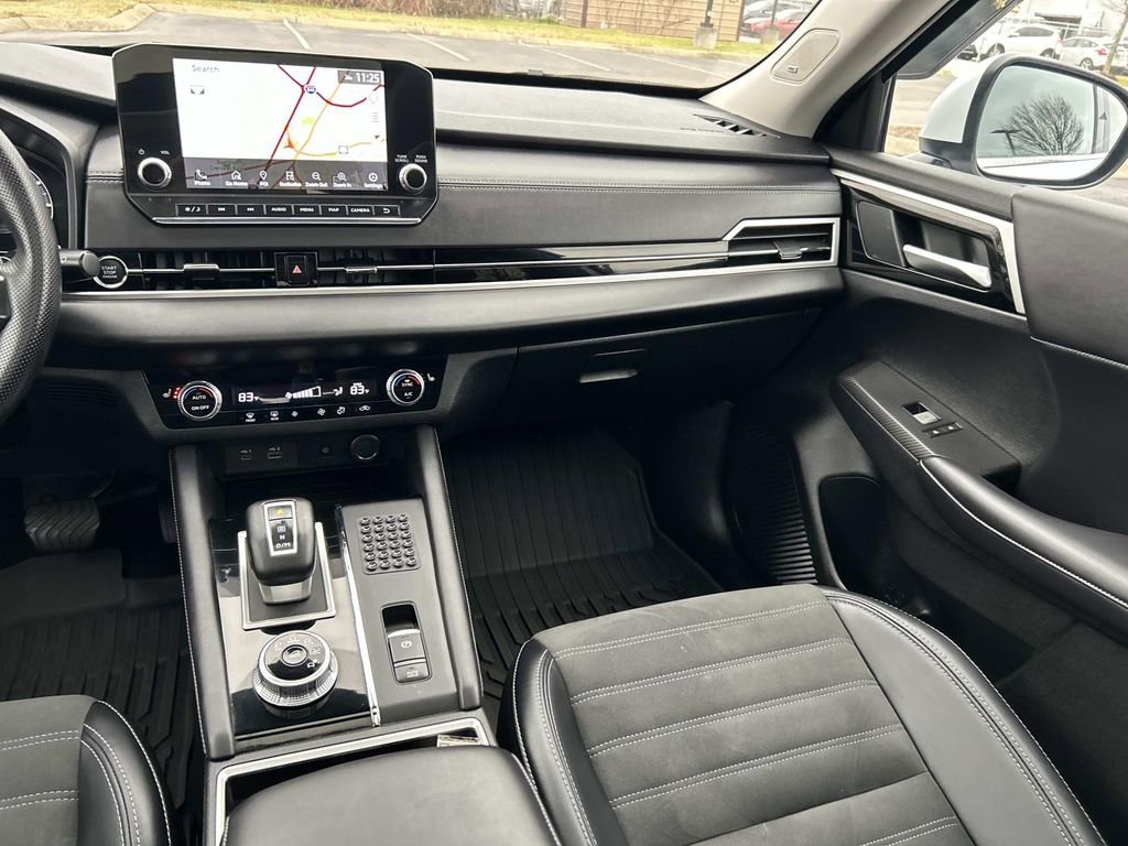 Used 2024 Mitsubishi Outlander SE image 19