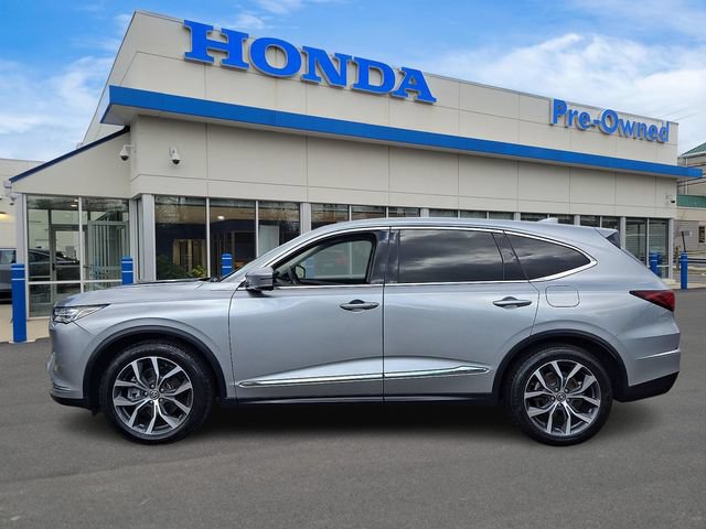 Used 2023 Acura MDX w/ Technology Package AWD/4WD image 8