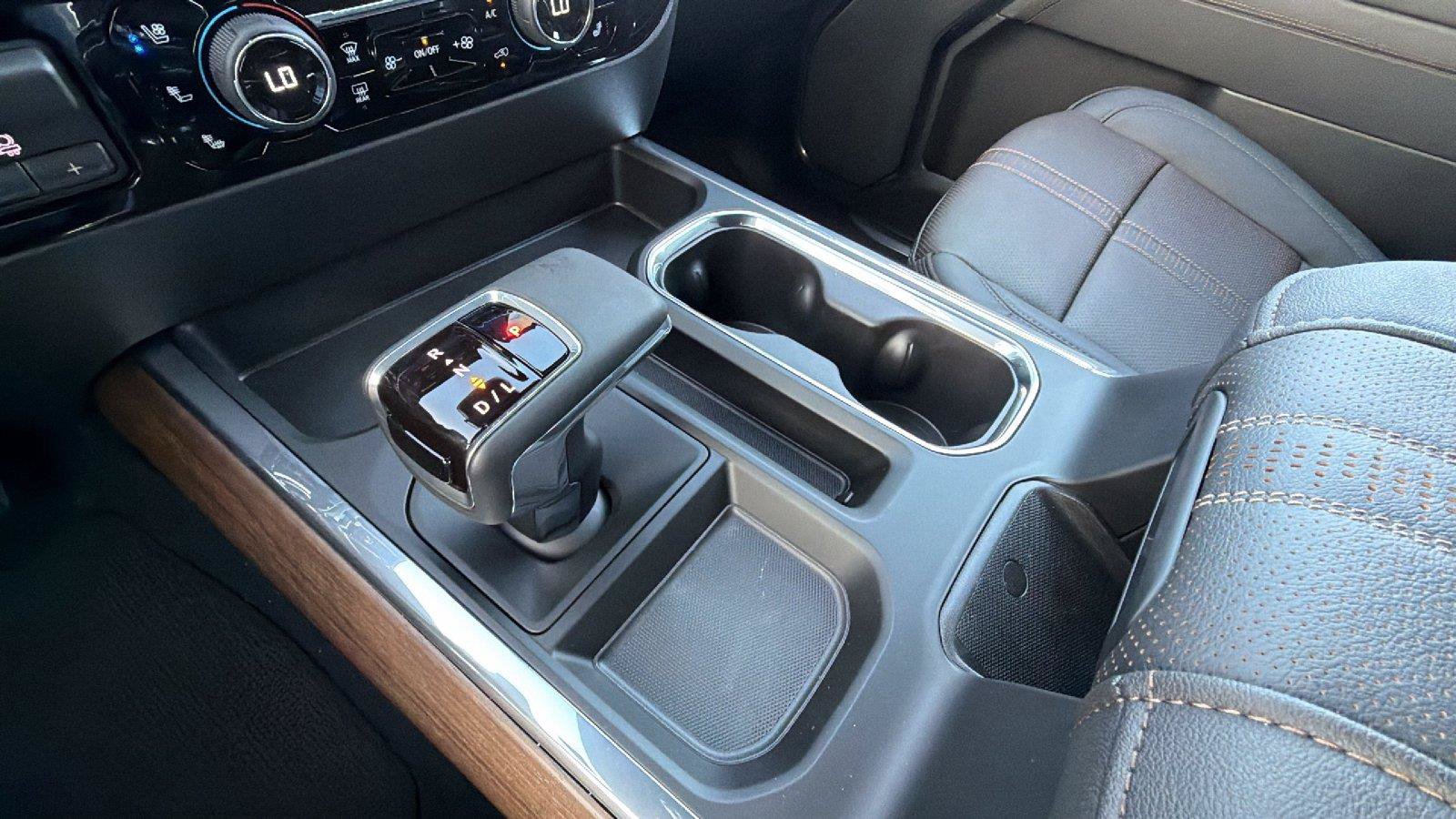 New 2026 Chevrolet Silverado 1500 High Country w/ Z71 Off-Road Package AWD/4WD image 27