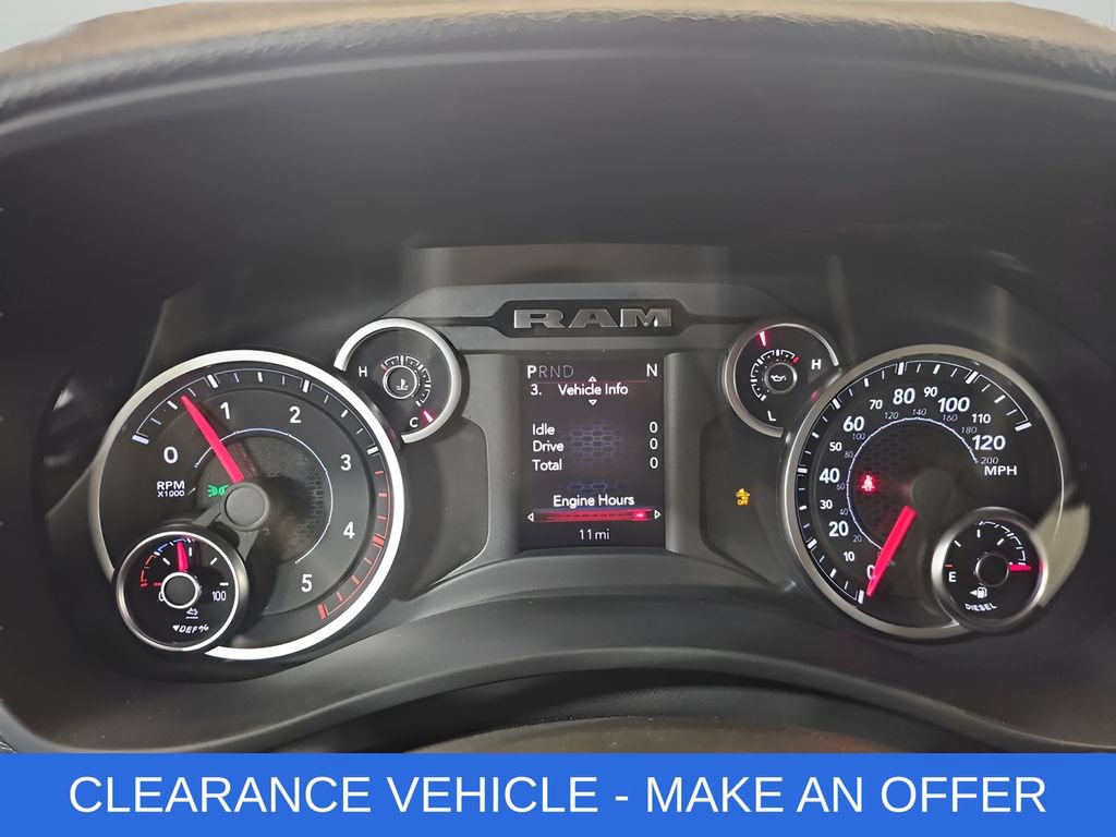 New 2026 RAM 2500 Tradesman AWD/4WD image 17