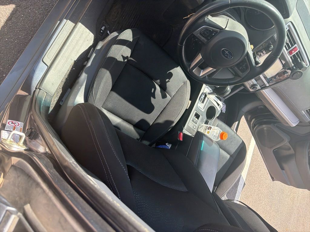 Used 2015 Subaru Legacy 2.5i Premium AWD/4WD image 9
