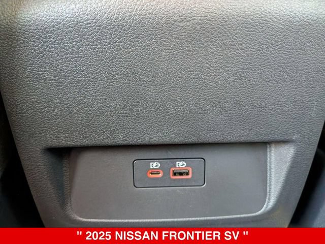 Certified 2025 Nissan Frontier SV AWD/4WD image 31