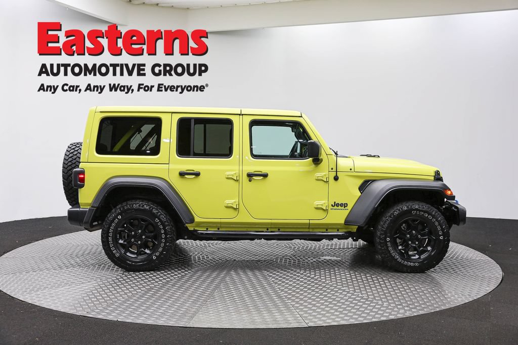 Used 2023 Jeep Wrangler Unlimited w/ Cold Weather Group AWD/4WD image 4