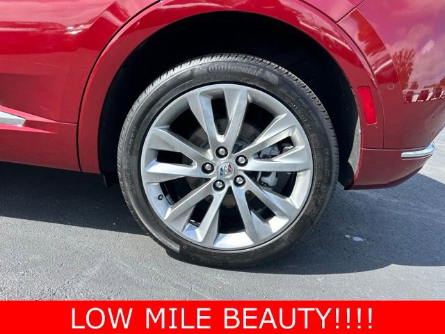 Used 2023 Buick Envision Avenir image 10