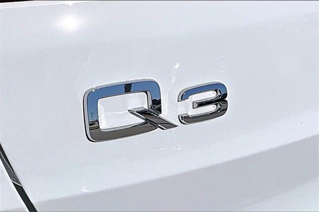 Used 2024 Audi Q3 2.0T Premium Plus w/ Premium Plus Package image 33