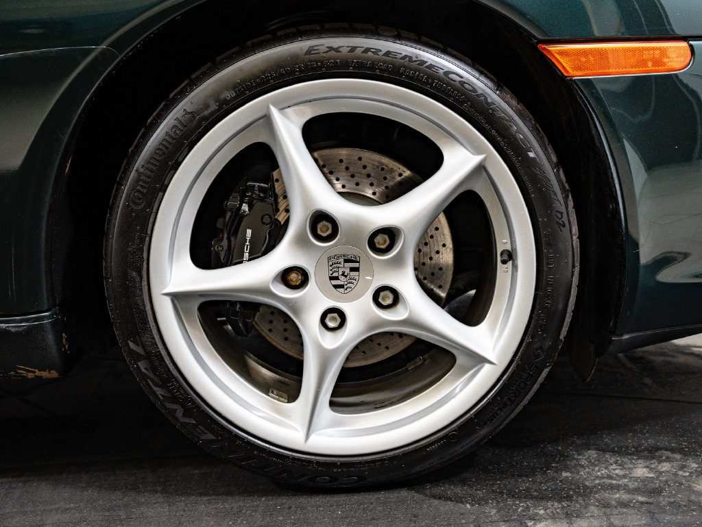Used 2003 Porsche 911 Carrera RWD image 12