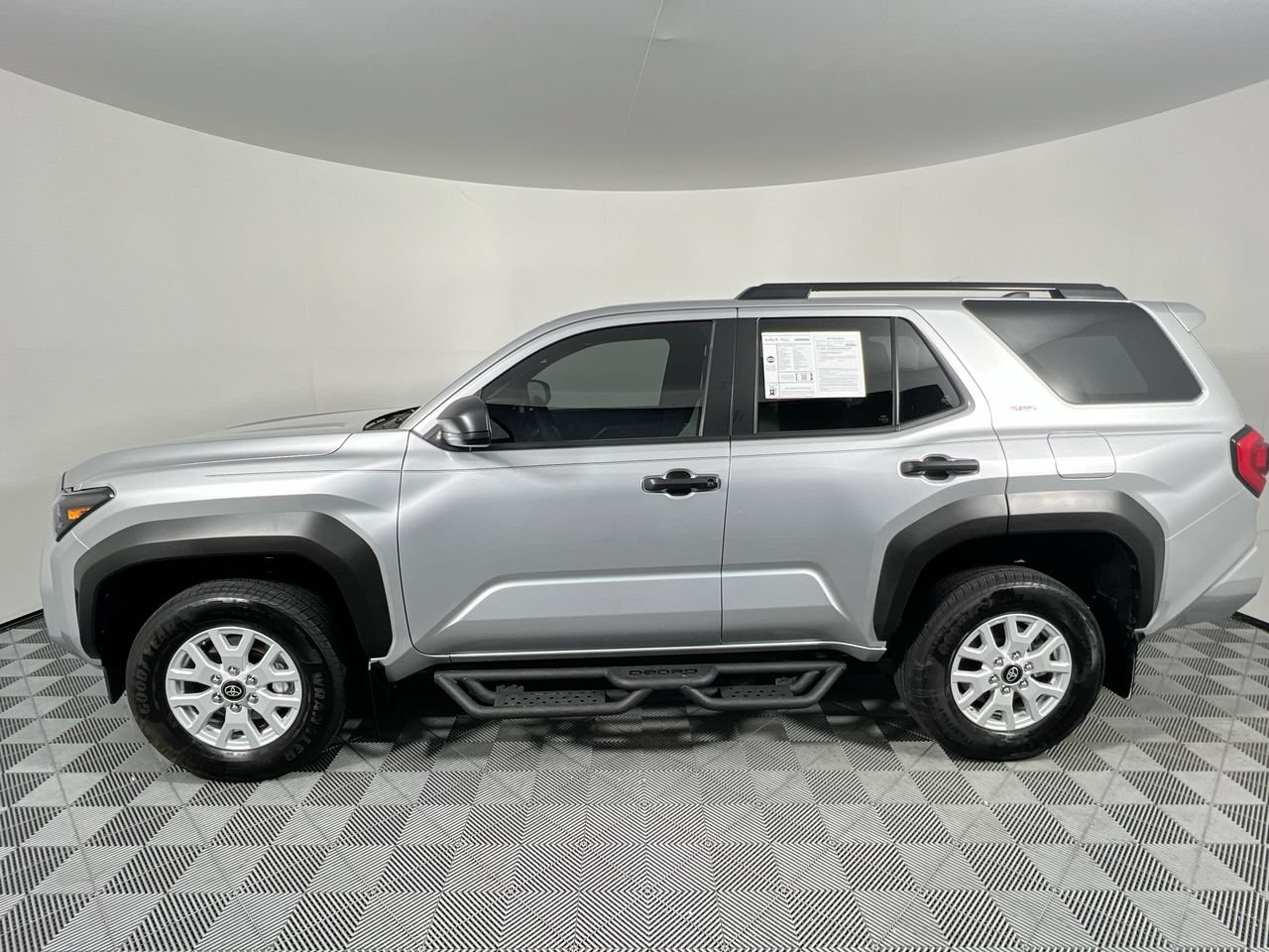 Used 2026 Toyota 4Runner SR5 RWD image 6