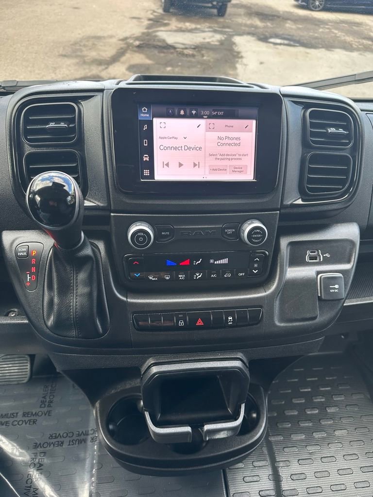 Used 2025 RAM ProMaster 2500 w/ Convenience Group FWD image 15