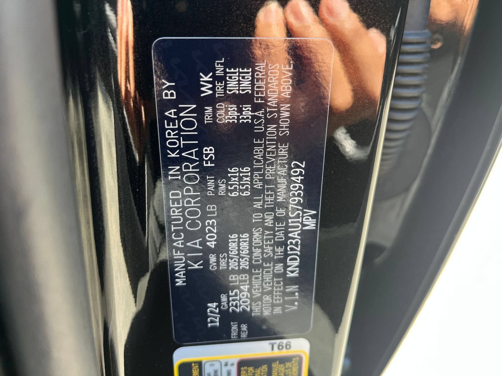 Used 2025 Kia Soul LX w/ LX Technology Package FWD image 26