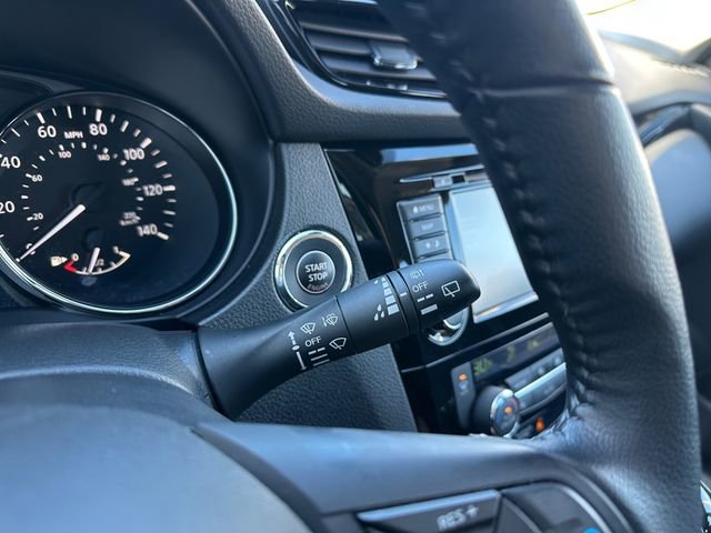 Used 2022 Nissan Rogue Sport SL image 25