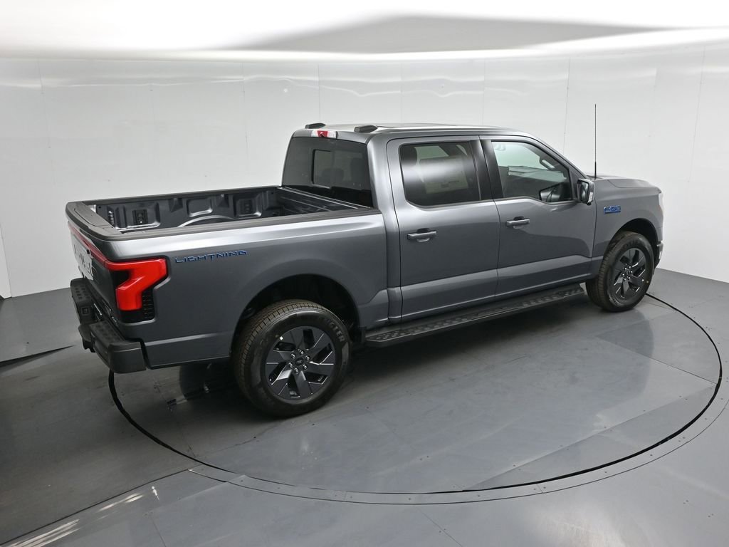 New 2025 Ford F150 Lightning Lariat image 42