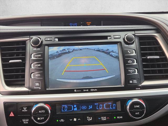 Used 2017 Toyota Highlander Limited AWD/4WD image 14