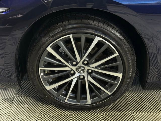 Certified 2025 Lexus ES 300h 300h w/ Premium Package image 13