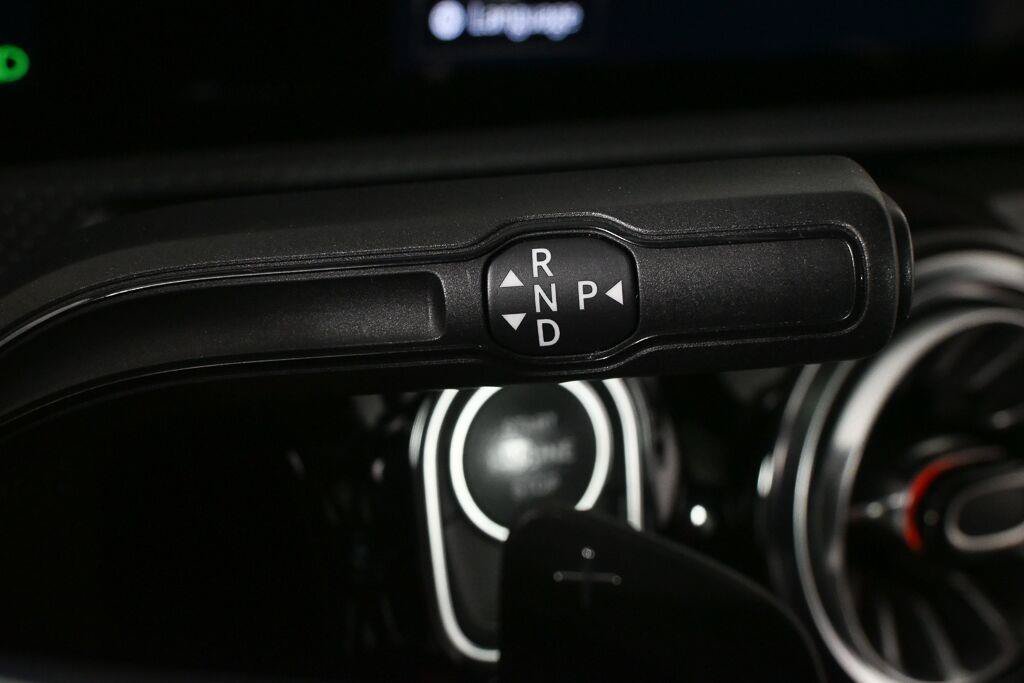 Certified 2023 Mercedes-Benz CLA 250 4MATIC image 16