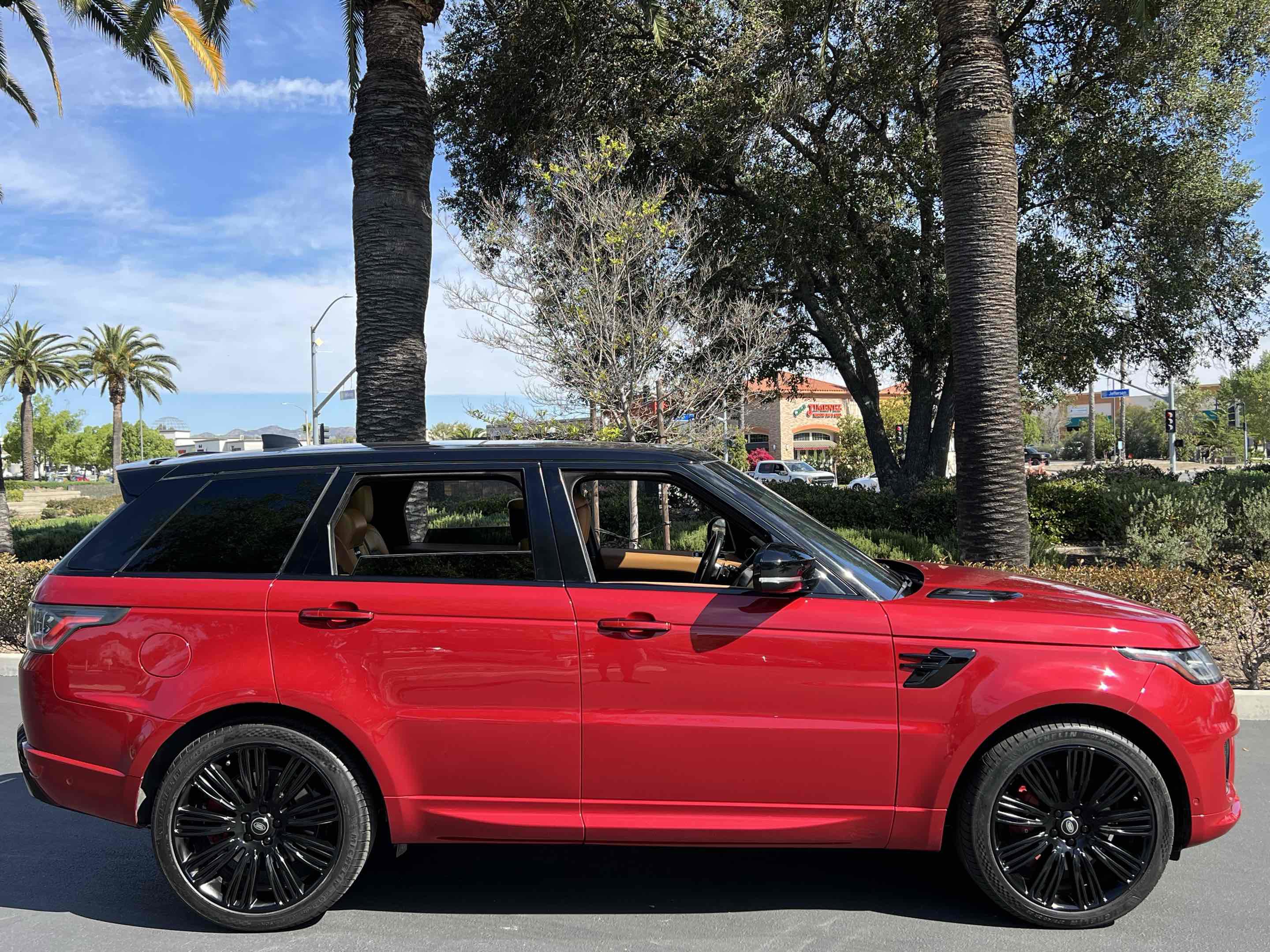 Used 2019 Land Rover Range Rover Sport HSE Dynamic image 20